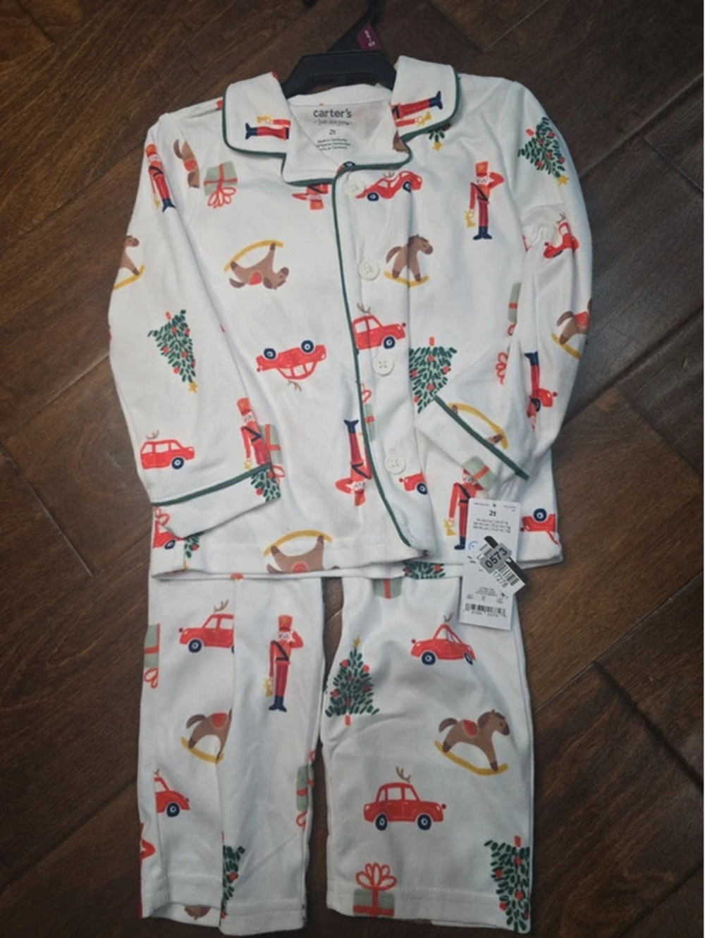 2t brand new christmas pajamas from carter's item, 573G8